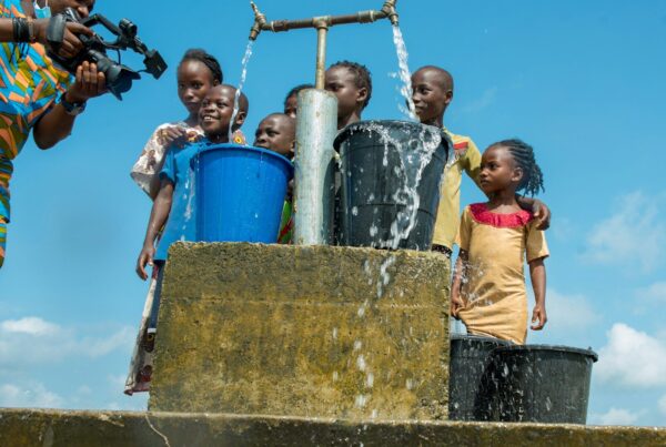 adebayo-alabi-NOD9ZjVPLE8-unsplash water-project